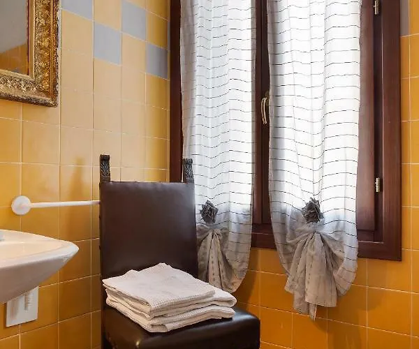 Ca' Zora - Contemporary & Barock House