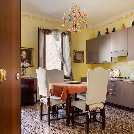 Ca' Zora - Contemporary & Barock House Appartement *